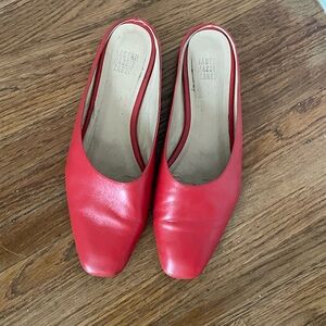 Maryam Nassir Zadeh mules